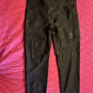 Black Floral Patterned Leggings